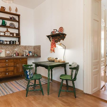 City Center Art Deco Apartment Брашов Екстер'єр фото